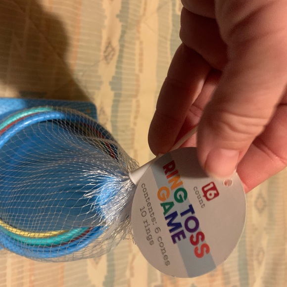 NWT RING TOSS GAME - Picture 2 of 4